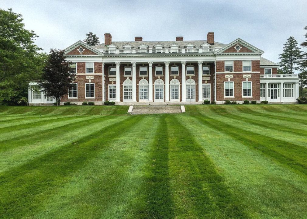 #94. Stonehill College
